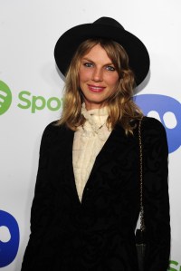 Angela Lindvall