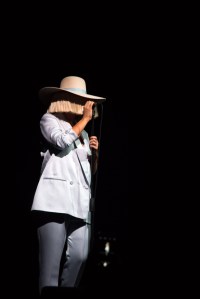 Calvin Klein, Sia