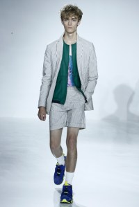 A look from Richard Chai Men's RTW Spring 2016