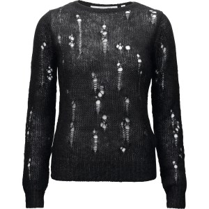 A look from Carine Roitfeld's collection for Uniqlo.