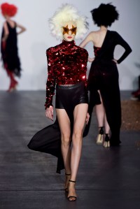Gareth Pugh RTW Spring 2016