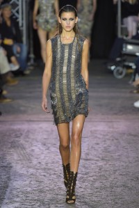 Julien Macdonald RTW Spring 2016