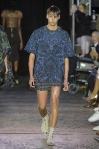Julien Macdonald RTW Spring 2016