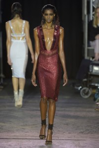 Julien Macdonald RTW Spring 2016