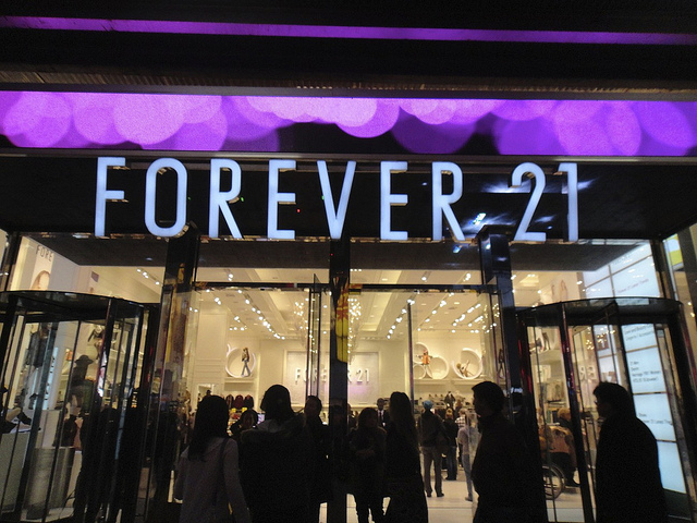 Forever 21 Delays Payments, Lenders Withhold Credit