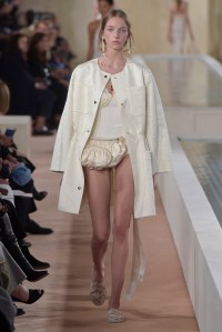 Balenciaga RTW Spring 2016
