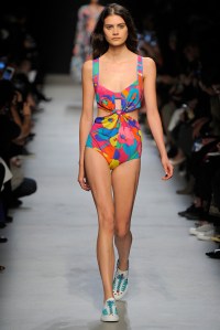 Léonard RTW Spring 2016