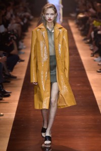 Nina Ricci RTW Spring 2016