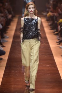 Nina Ricci RTW Spring 2016
