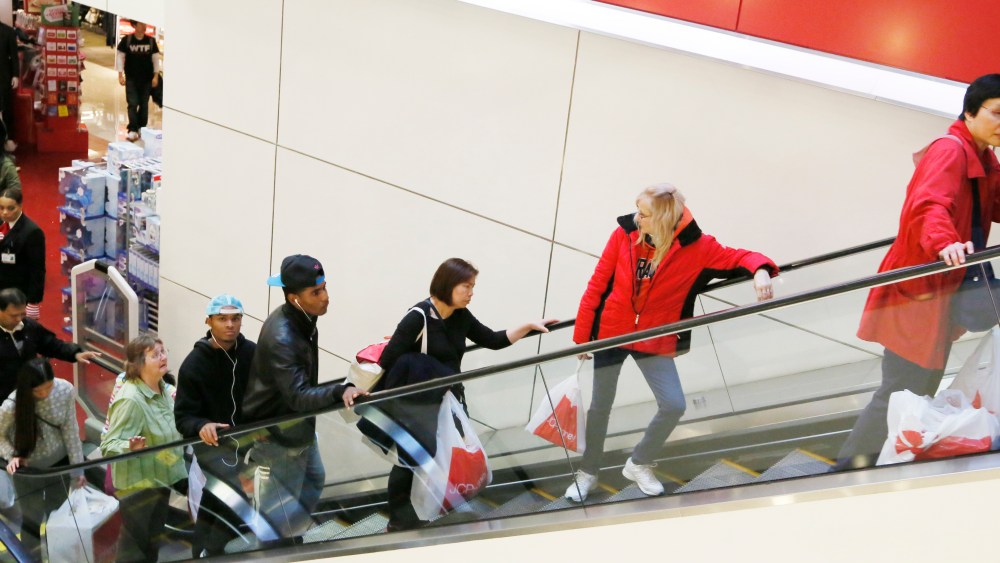 Holiday Shoppers in NYC