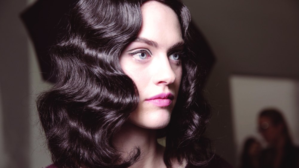 Natural and Edgy: Beauty Looks From the Spring 2016 Couture Shows