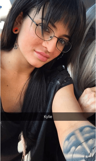 kylie jenner snapchat disguise