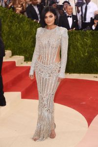Kylie Jenner in Balmain aty met gala 2016