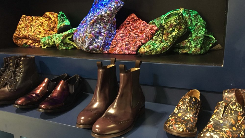 Lineapelle Milan Showcases Glow Effects and Colorful Leather