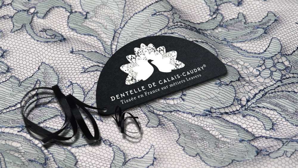 A Dentelle de Calais-Caudry lace.