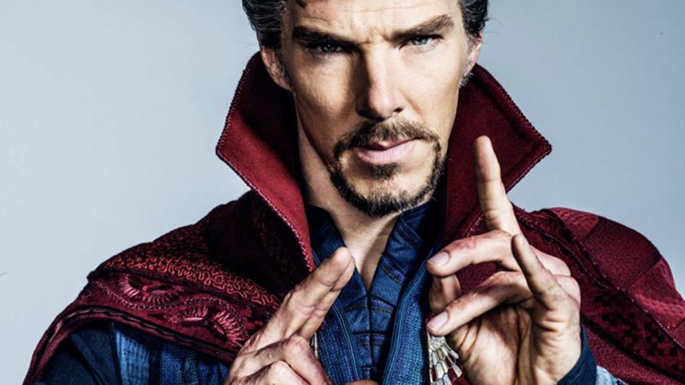Benedict Cumberbatch Doctor Strange cape