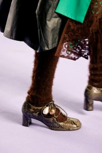 Details at Mulberry RTW Fall 2017