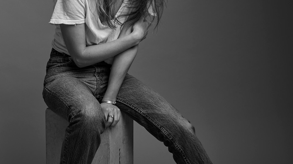 'Dear Evan Hansen' Star Laura Dreyfuss on Theater and Social Media