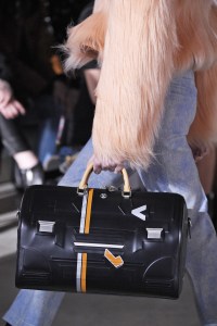 Details at Louis Vuitton RTW Fall 2017