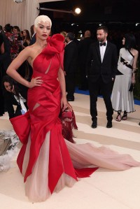 Met Gala 2017 Rita Ora