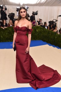 Met Gala 2017 Taylor Hill