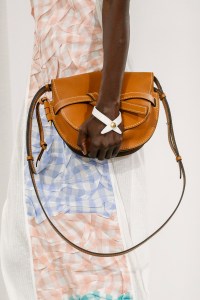 Details at Loewe RTW Spring 2018