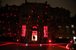 Outside the Very Valentino party