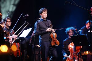 Joshua Bell
Elton John Aids Foundation Fall Gala, Inside, New York, USA - 07 Nov 2017