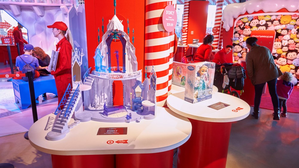 Glut of Retail Real Estate Gives Rise to Pop-up Shops