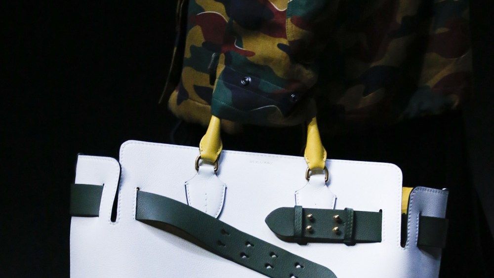 Details at Burberry RTW Fall 2018