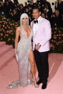 Jennifer Lopez in Versace and Alex Rodriguez, Met Gala 2019