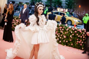 Lily Collins in Giambattista Valli.