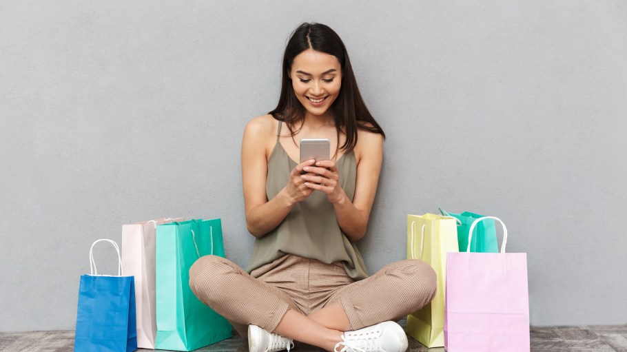 Report: E-Commerce Hasn't Replaced Traditional Retail