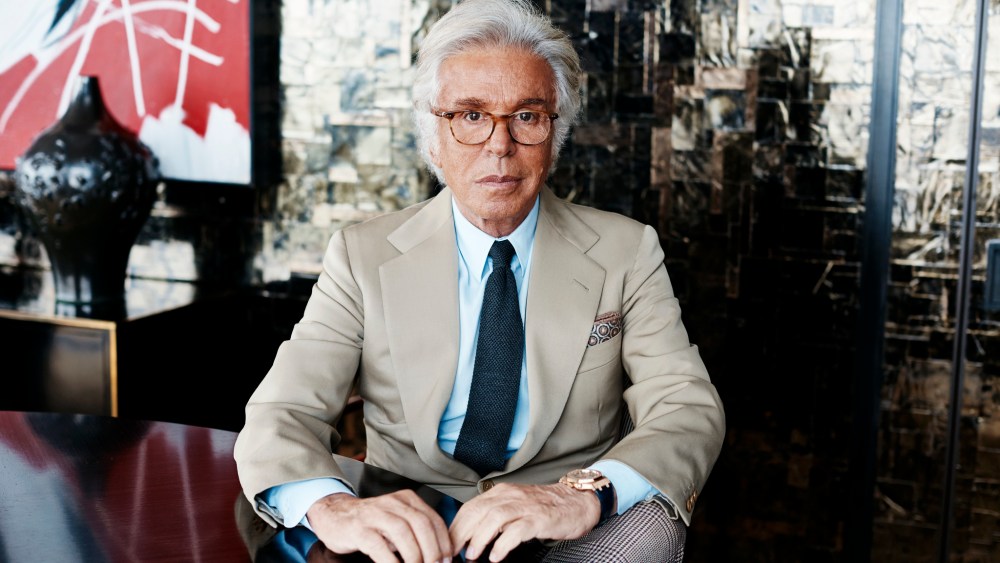 Giancarlo Giammetti in his New York apartment.