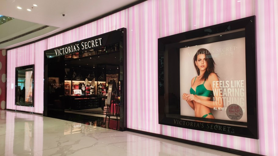 Comparable Store Sales at Victoria's Secret Fall 9 Percent in Q2