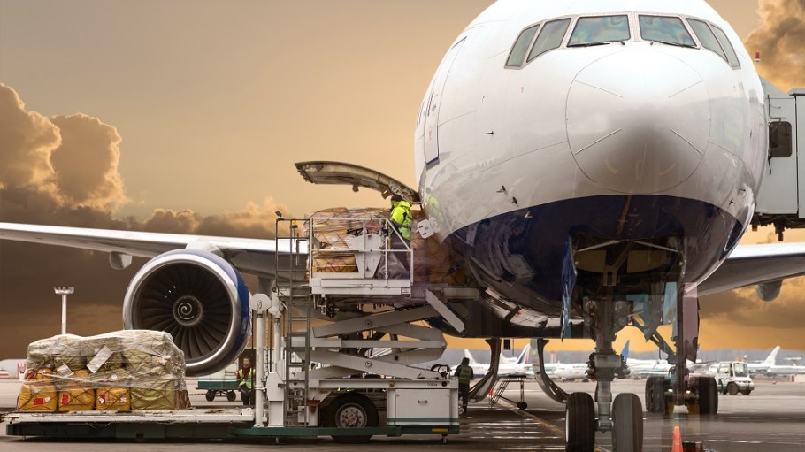 Global air freight demand dropped 4.5 percent year on year for the 11th straight month in September, the IATA reported.