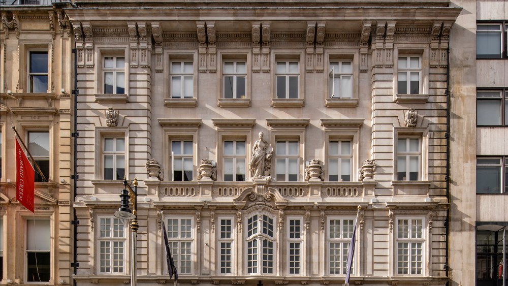 Trophaeum Nabs a Property on New Bond Street