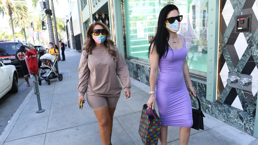 Los Angeles Retail Reopening amid COVID-19 Pandemic - 28 May 2020
