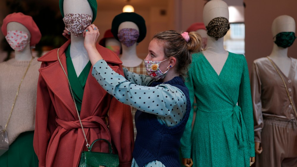 coronavirus, sustainability, shopping, london, consumer spending, greenwashing