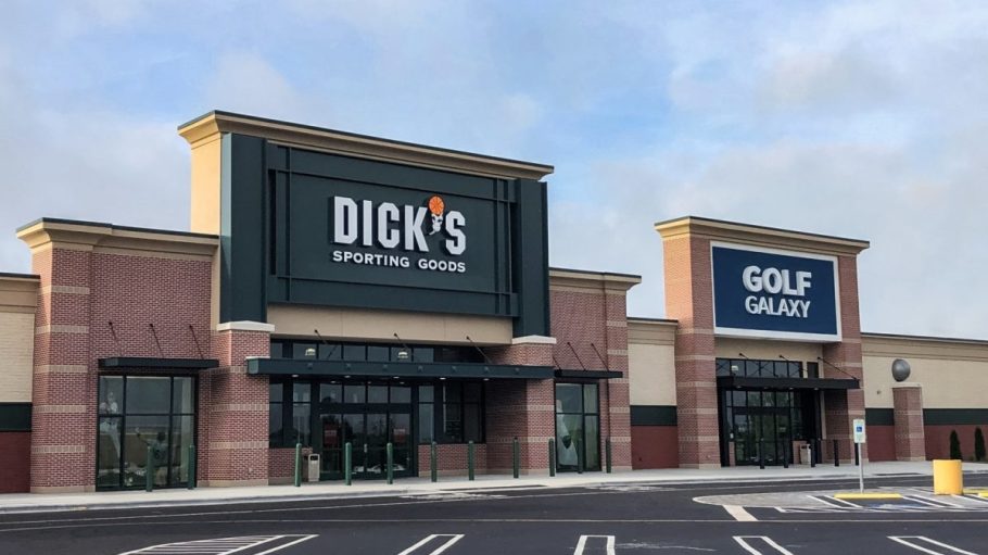 Dick’s Sporting Goods is continuing to experiment with its store formats as the company prepares to open six namesake banner stores, two hybrid Dick’s/Golf Galaxy locations and three Dick’s Sporting Goods Warehouse Sales locations in October.