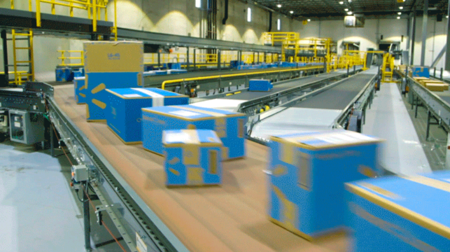 Walmart is converting 42 of its regional distribution centers into "popup" e-commerce fulfillment centers to meet online holiday demand.