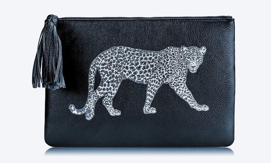 Rivet rounded up some creative gift ideas for the woman in your life who loves all things denim, from socks, to jewelry and more.