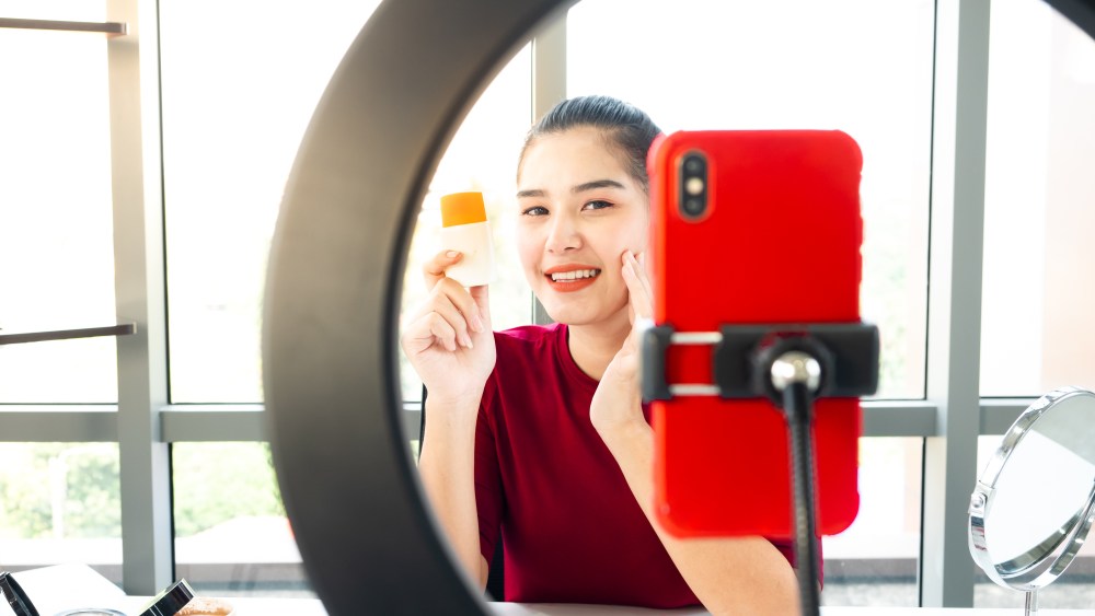 beauty blogger