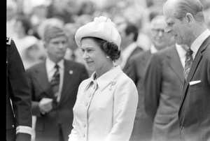 Queen Elizabeth II and Prince Phillip visit the Arlington National Cemetery in Arlington, Virginia, on July 7, 1976.