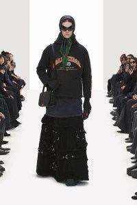 Balenciaga RTW Spring 2022