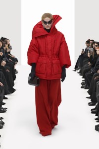 Balenciaga RTW Spring 2022