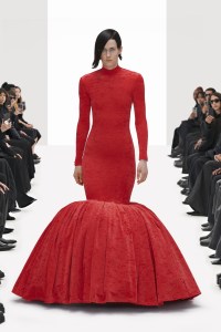 Balenciaga RTW Spring 2022