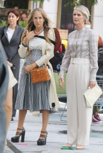 Sarah Jessica Parker and Cynthia Nixon as Carrie Bradshaw and Miranda Hobbes in the Sex and the City Reboot filming