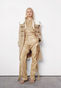 Burberry Resort 2022