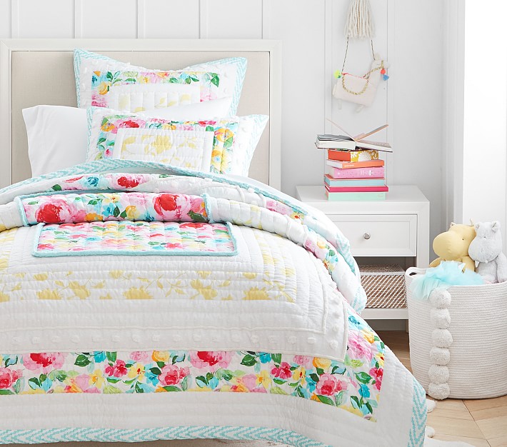 Pottery Barn Kids and Pottery Barn Teen have introduced a collaboration with Hope for Flowers, Tracy's Reese's sustainable clothing brand.